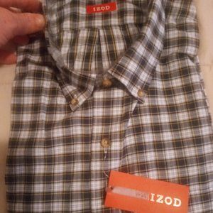 Izod Men's long sleeve button down shirt